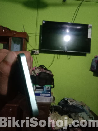 VIVO Y22